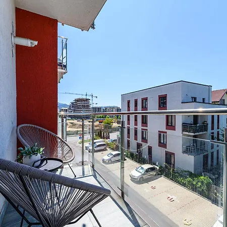 Larabelle Coresi Apartment *